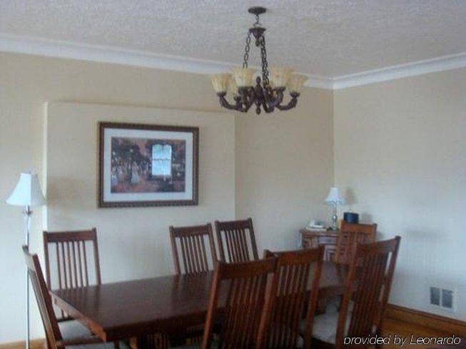 Stonehouse Motel And Restaurant Truro Room photo