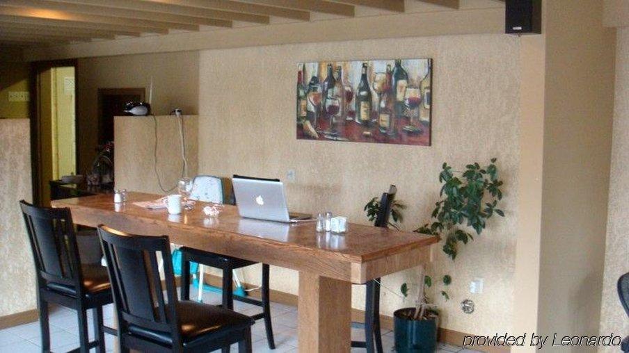 Stonehouse Motel And Restaurant Truro Room photo